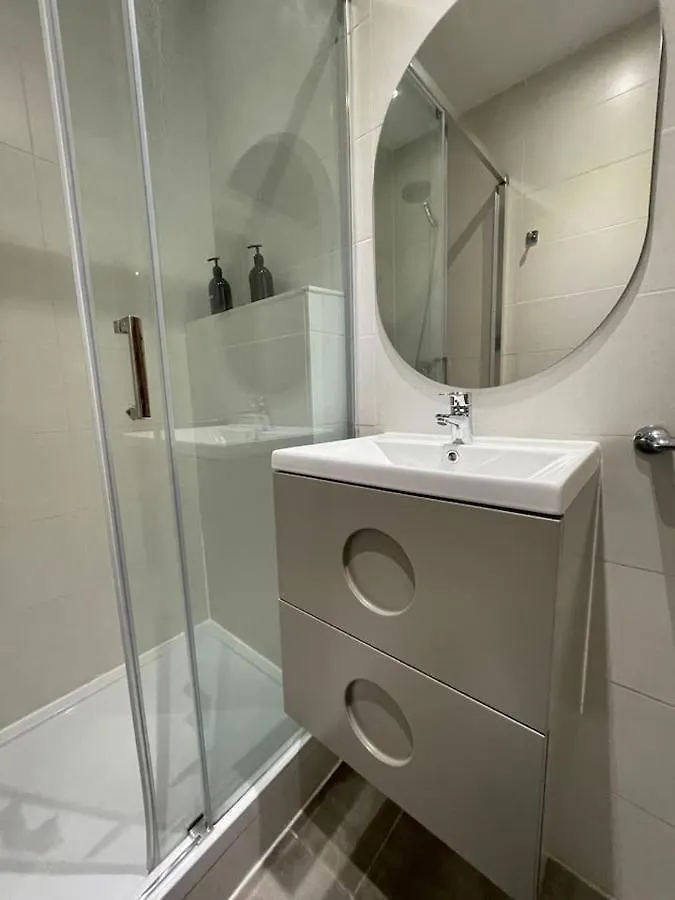 Nice Apartment 2 Bedrooms Well Connected Cornella de Llobregat